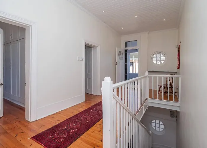 Enchanting Abode In Rosebank