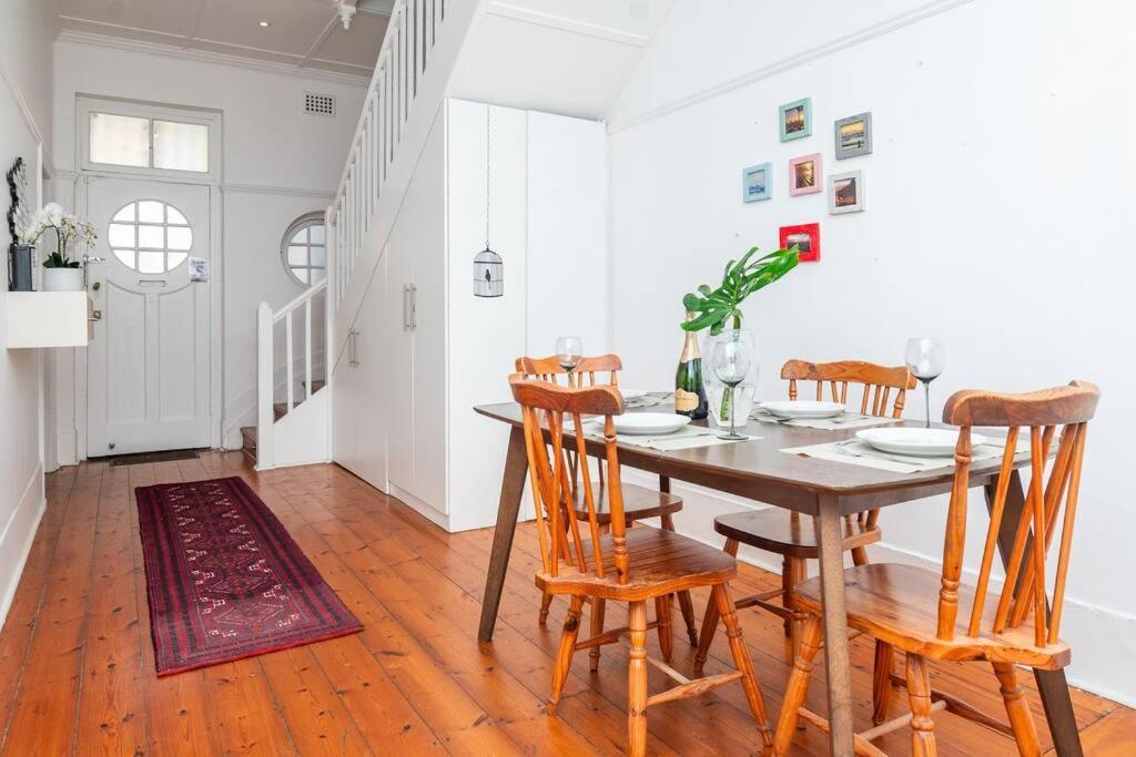 Enchanting Abode In Rosebank *